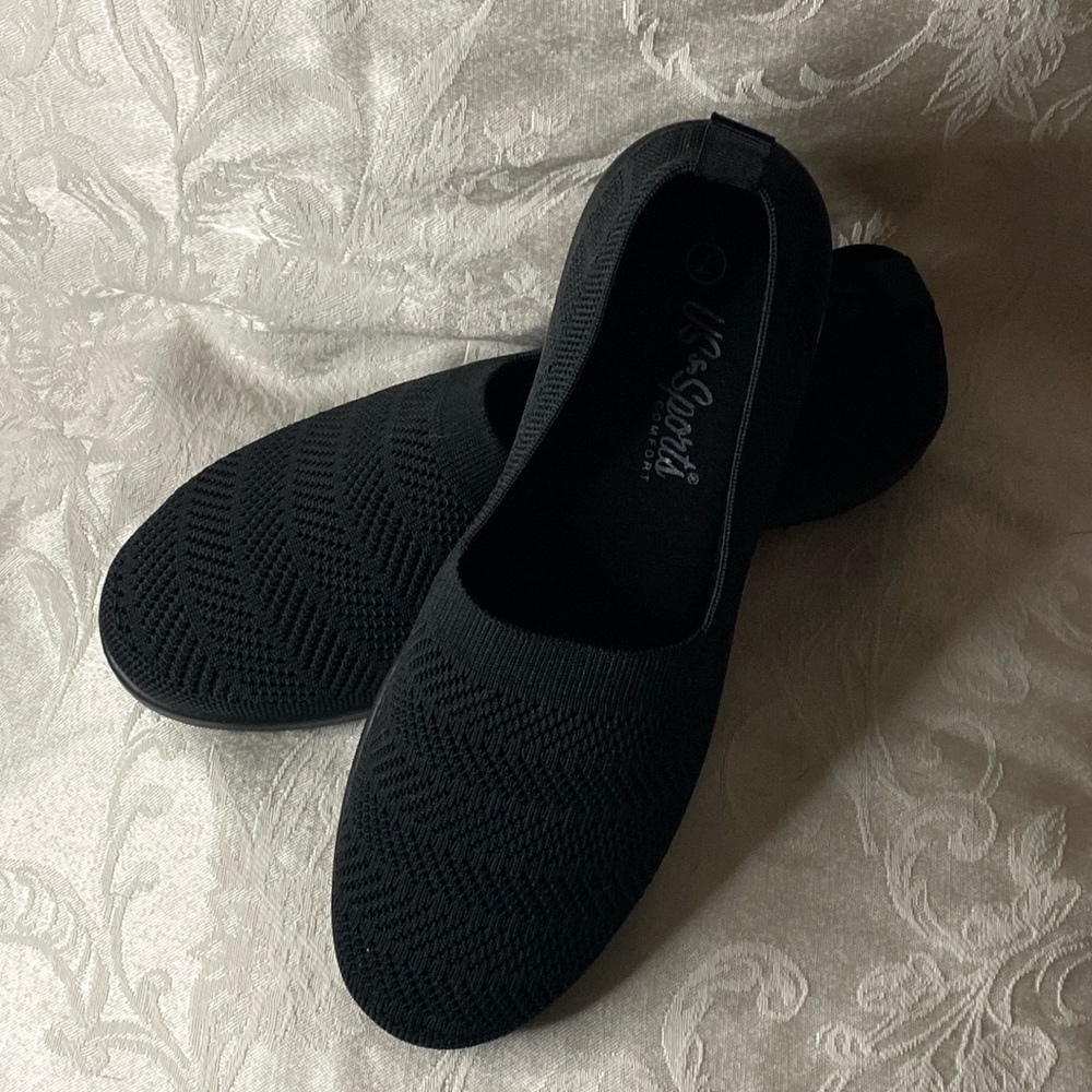 NWOT US Sports Memory Foam Black Mesh Slip Ons Sz 7